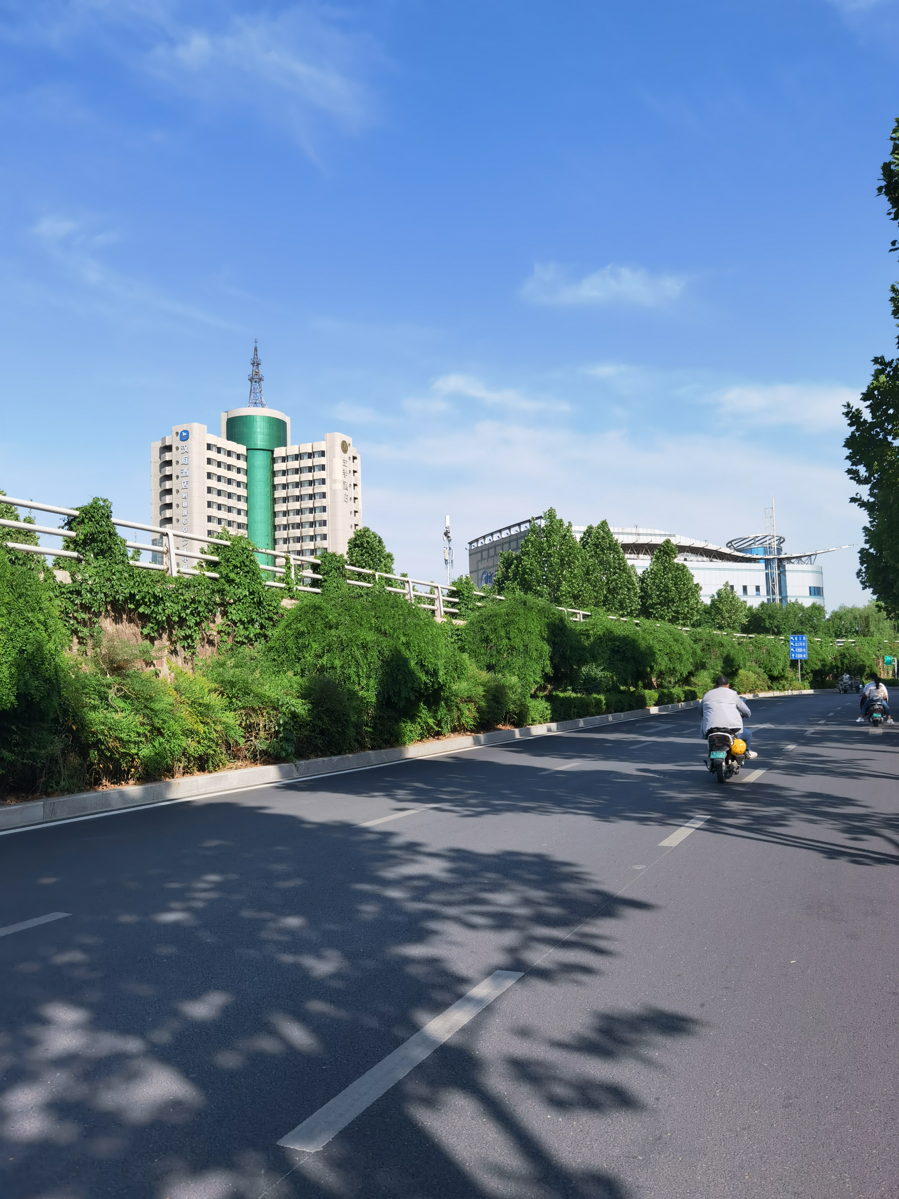 “官方回应郑州何时能解封” 郑州到底啥时候解封啊？