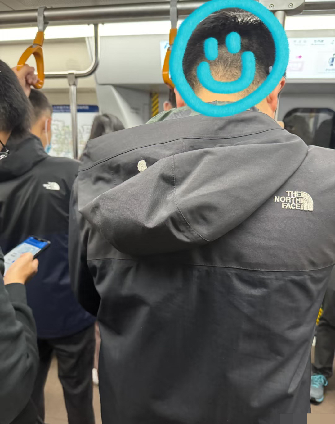 北京新增聚集性疫情︰(北京新增聚集性疫情 涉公交乘务人员)-第3张图片